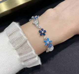Van Cleef & Arpels Blue Diamond Floral Bracelet