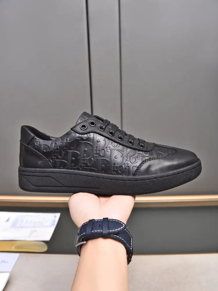 Dior casual shoes imported first layer cowhide embossed lining imported sheepskin lining