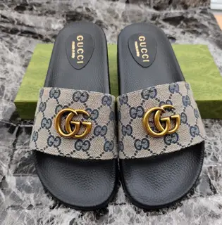 Gucci slippers