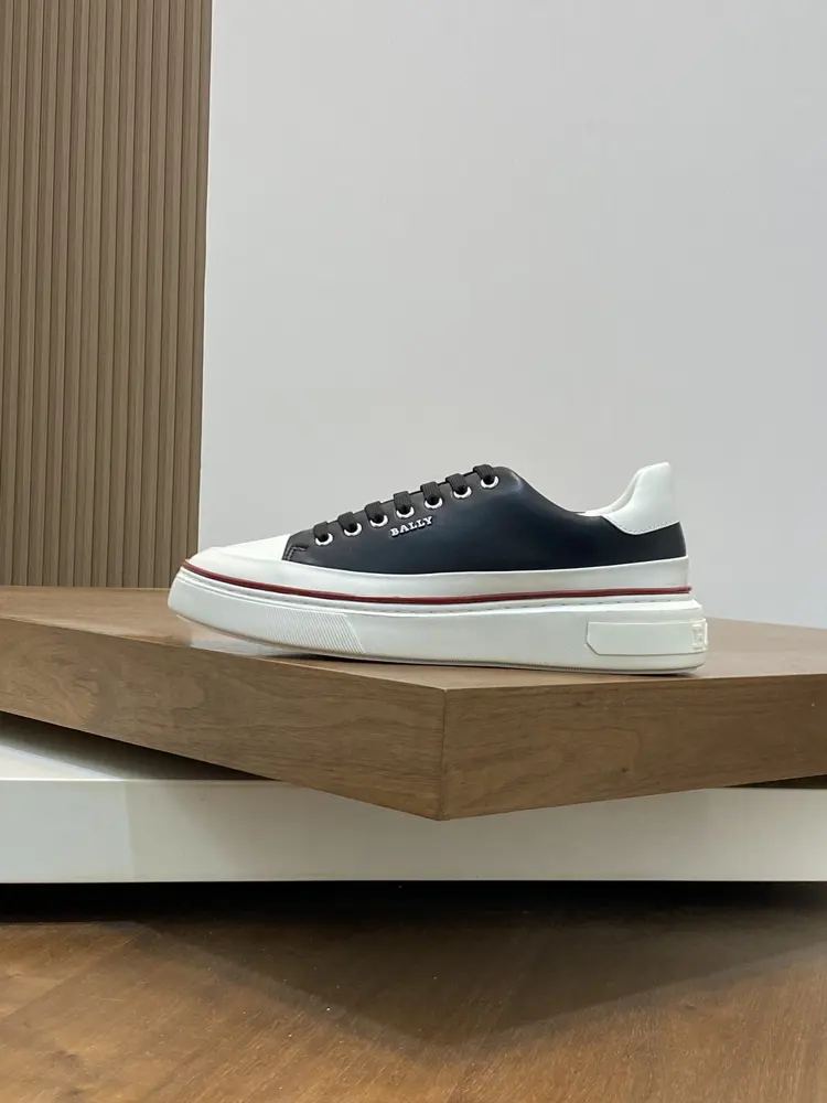 Bally soft calf nappa leather with B-brand hardware small lettering
