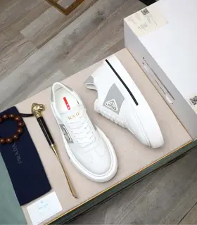 Prada casual shoes upper Italian imported first layer cowhide breathable leather lining @