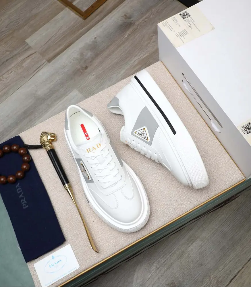 Prada casual shoes upper Italian imported first layer cowhide breathable leather lining @