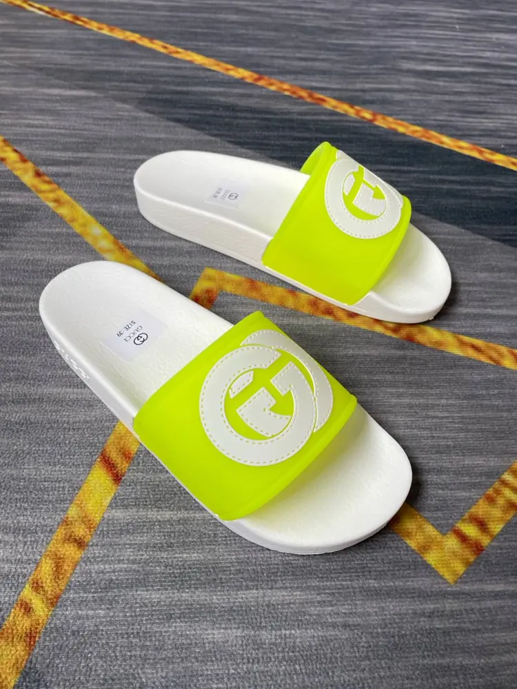 Gucci couple flip flops