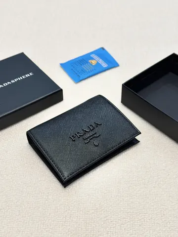prada Wallet