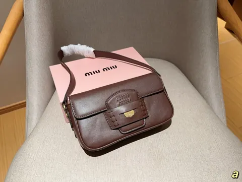 MiuMiu Hobo