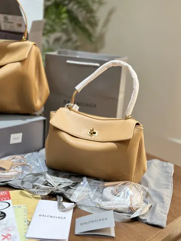 Balenciaga Kelly
