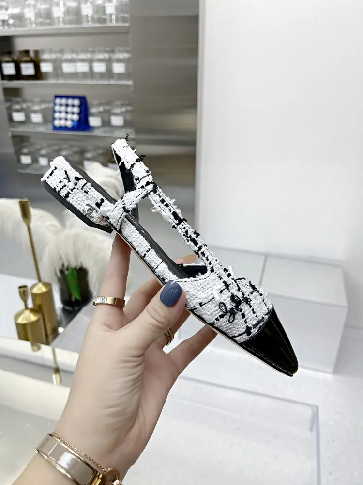 CHANEL flat full series Fashionable classic sandals loved by all stars