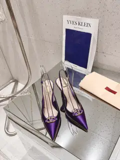 Valentino 2024SS Spring/Summer new VT metal V-buckle hollow pointed toe shoes