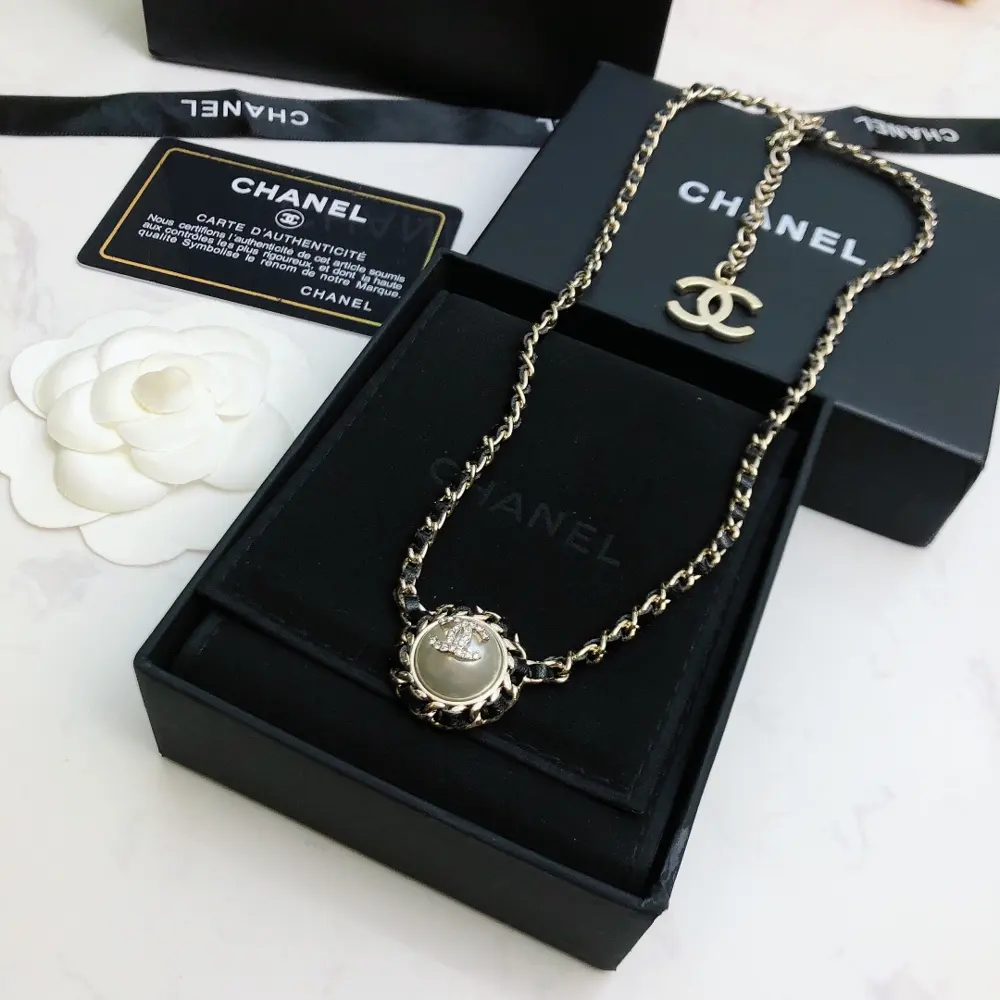 Chanel belt chain vintage choker necklace