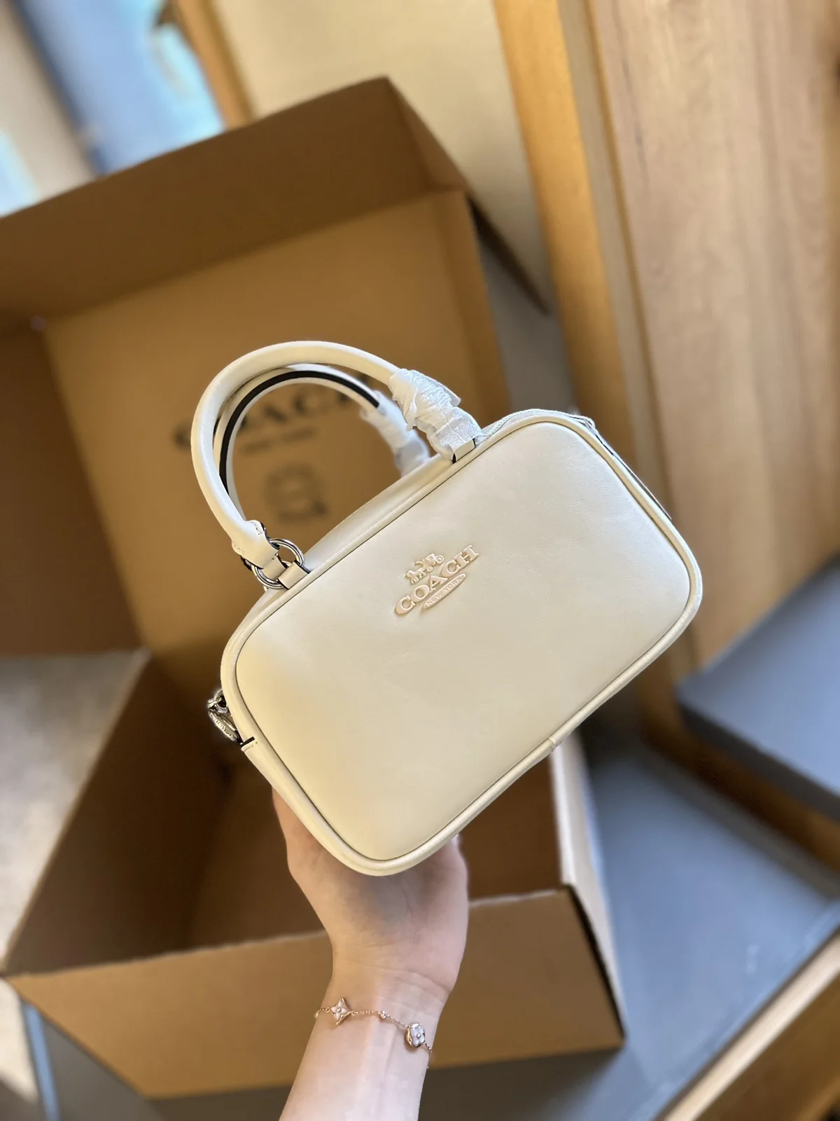 COACH Crossbody