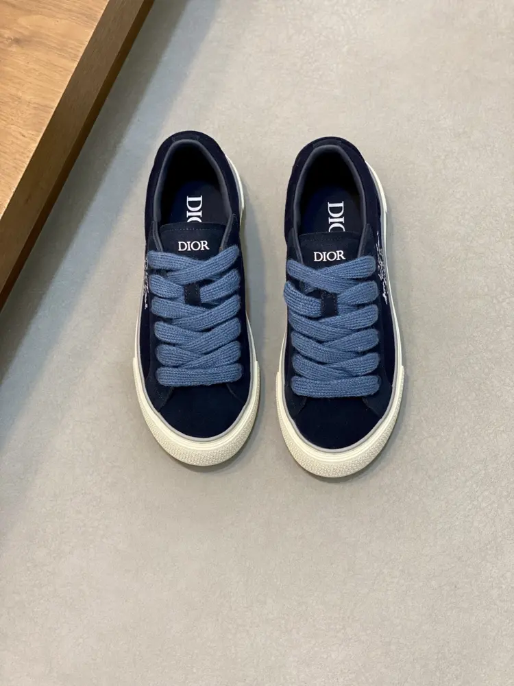 DIOR B33 series casual sports shoes skateboard shoes. Original purchase development and