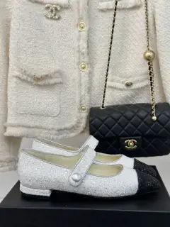 Chanel classic color-blocked Mary Jane shoes