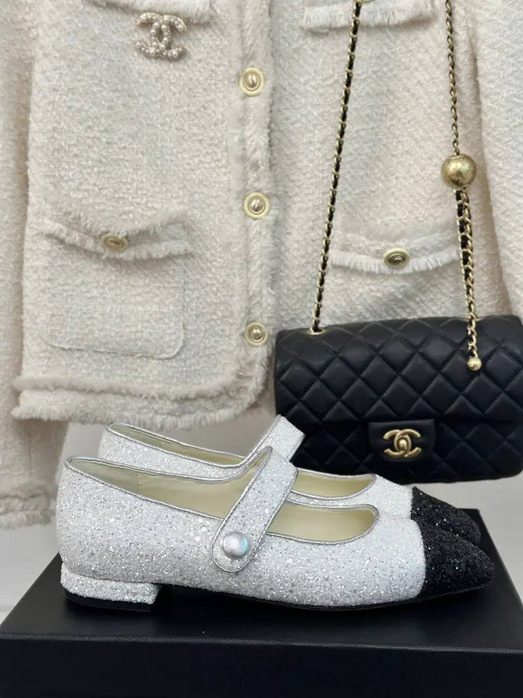 Chanel classic color-blocked Mary Jane shoes