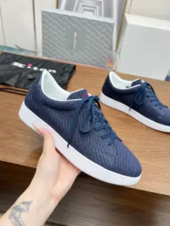 Kiton casual knitwear for men Shoes