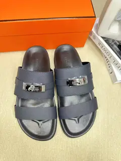 Hermès cowhide H slippers. Paris original flyback mold perfect creation of the highest