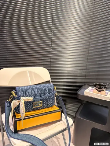 Fendi Baguette