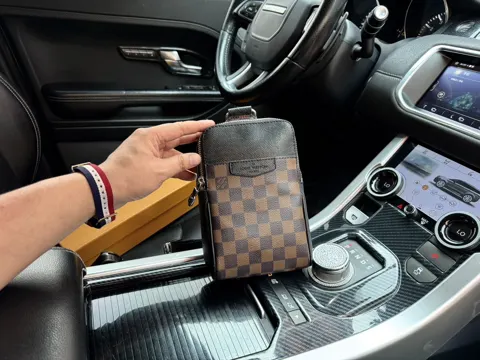 Louis Vuitton Crossbody M30741
