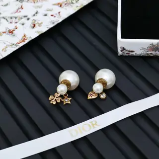Dior Heart earrings