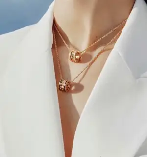 BVLGARI V gold material CNC pattern Bvlgari high-grade epoxy rivet spring necklace