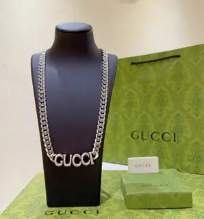 The latest Gucci necklace