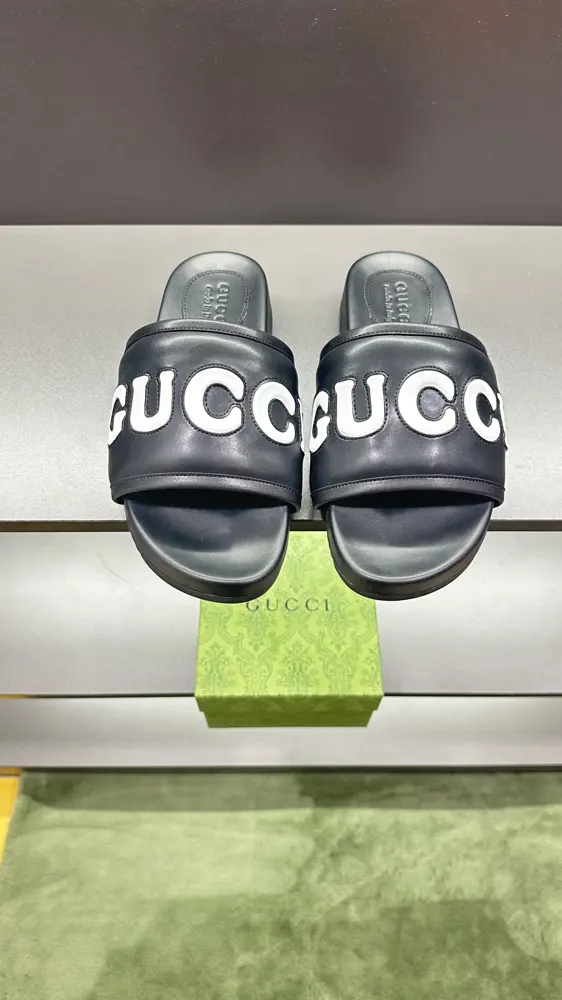 Gucci GG Slides Shoes