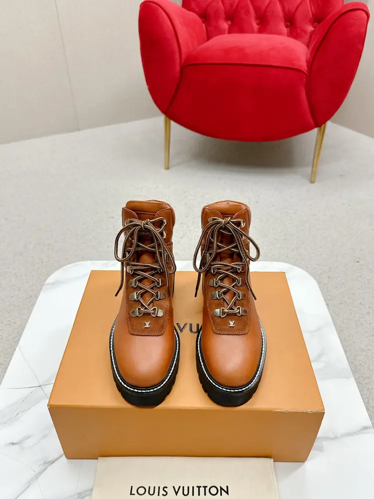 Louis Vuitton Martin boots lace-up ankle boots