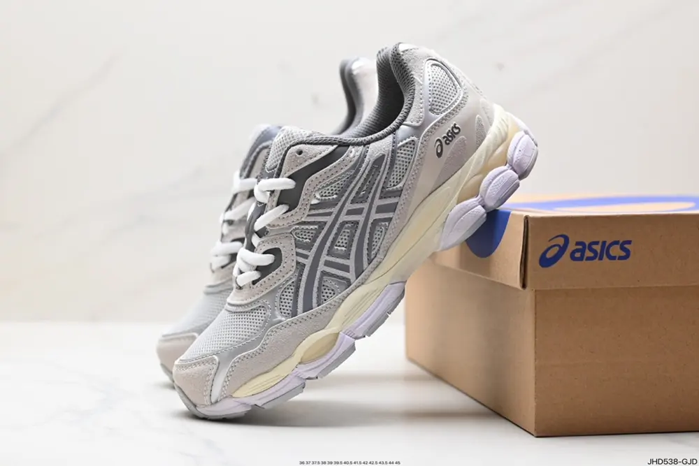 ASICS breathable mesh upper with some synthetic leather material uses the new AHAR+ rubber 1203A383-020
