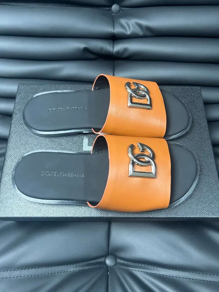 Dolce & Gabbana Logo Beach Slippers