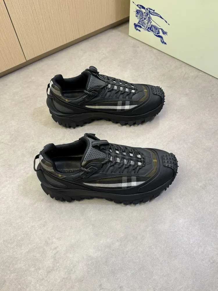 BURBERRY casual sports shoes