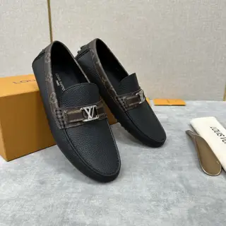 Louis Vuitton classic moccasins slip-on loafers
