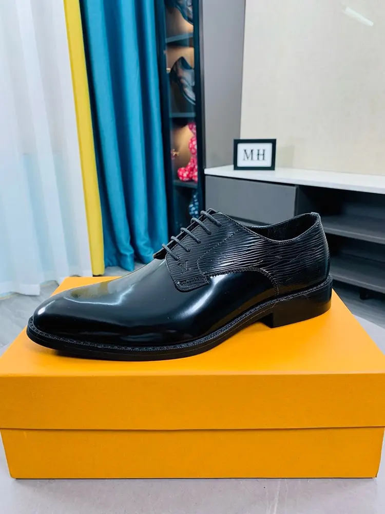 Louis Vuitton new open-edge pigskin shoes