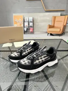 Burberry sneakers