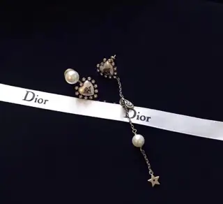 Dior asymmetrical heart bee tassel earrings