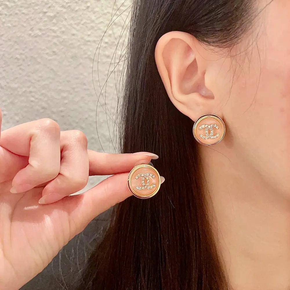 Chanel second-hand earrings