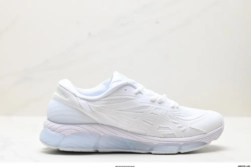 ASICS full-length GEL-Quantum 360 silicone cushioning midsole with breathable mesh and 1203A305-003