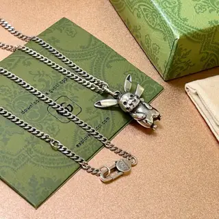 The latest Gucci necklace