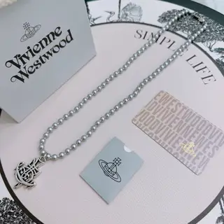 Vivienne Westwood Classic Large Saturn Necklace