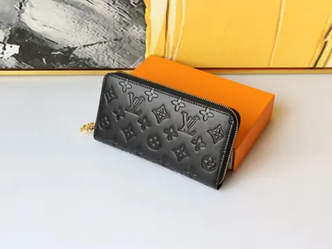 Louis Vuitton Wallet M81510