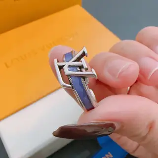 Louis Vuitton ring