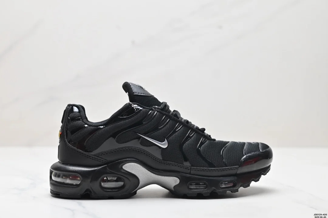 Nike Air Max Plus is the representative of Nike’s alternative shoes. TN It was born in 1996 718071