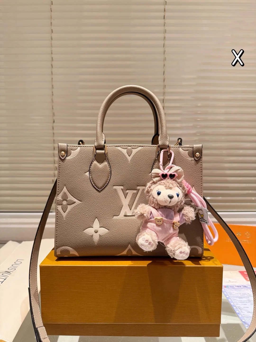 Louis Vuitton OnTheGo