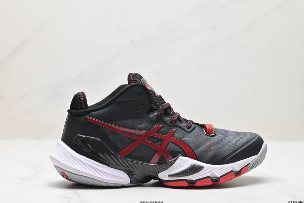 Asics METARISE stable running shoes have a double-layer jacquard mesh design on the upper to 1051A058-100