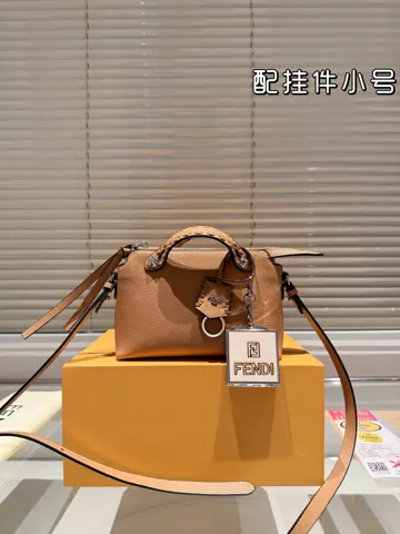 Fendi Shoulder Bag