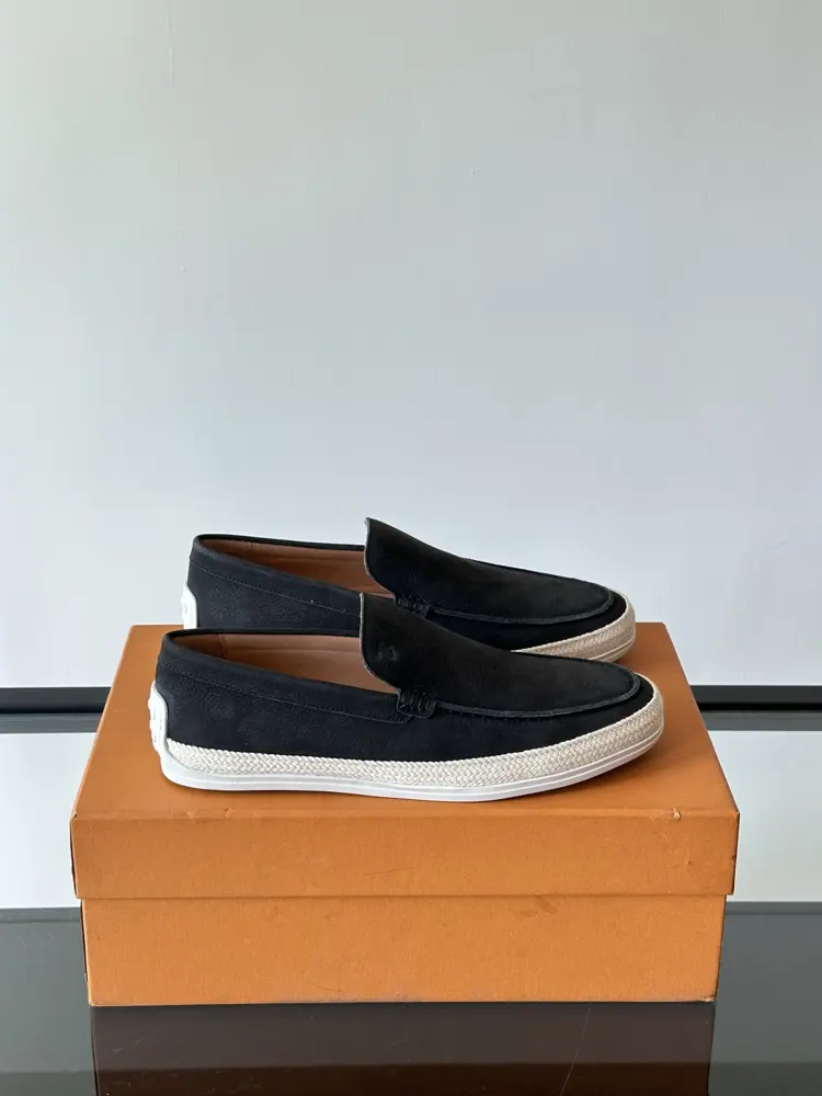 Tod’s Tod’s Men’s Loafers This loafer