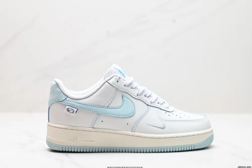 NIKE AIR FORCE 1’07 Sneakers CW2288-111