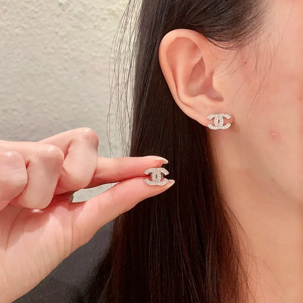 Second-hand Chanel Double C earrings