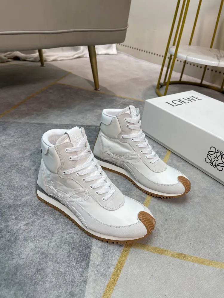 Loewe Couples Dai Dexun Shoes
