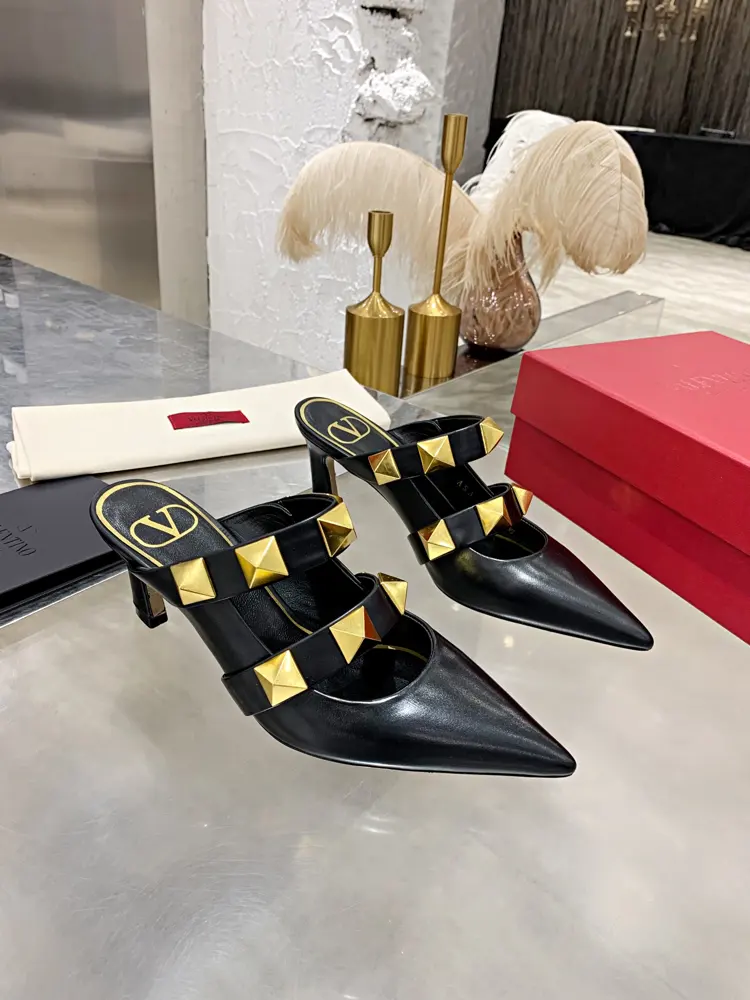 【Valentino】 Valentino fashion shoes