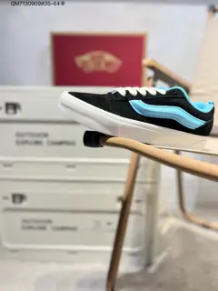 Vans low-top retro vulcanized casual sports shoes