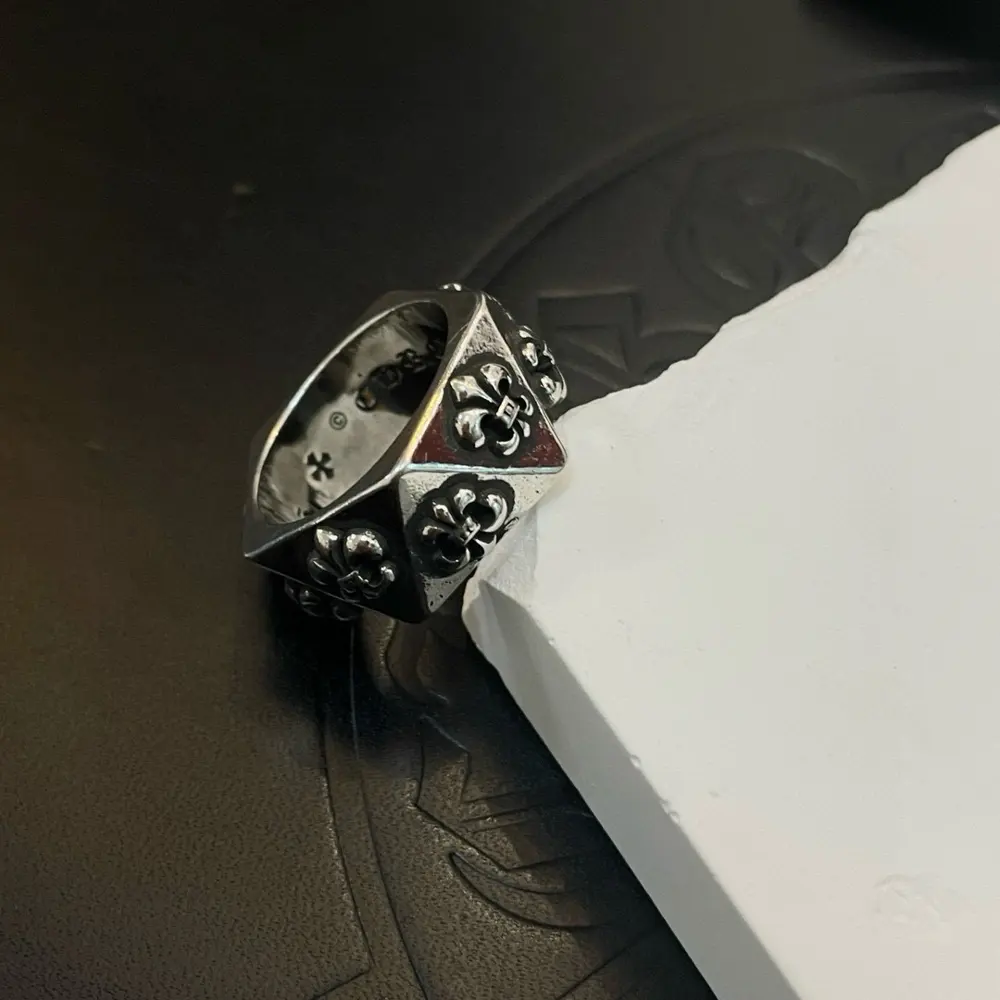 Chrome Hearts Classic Distressed Scout Flower Ring